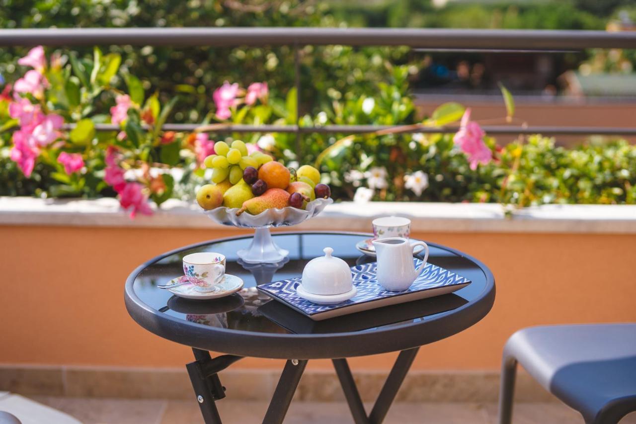 Bed and Breakfast Le Monachelle Luxury Эболи Экстерьер фото